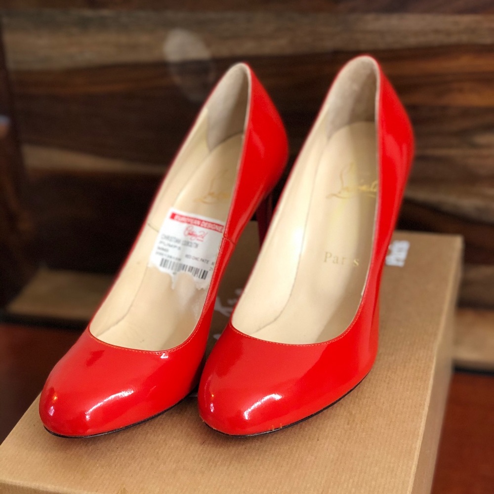 Christian Louboutin Red pumps. New